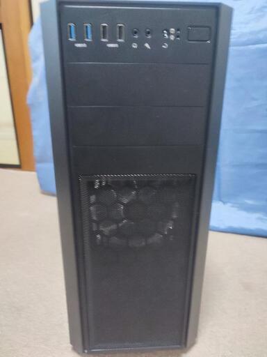 THERMALTAKE  \nミドルタワー型PCケース