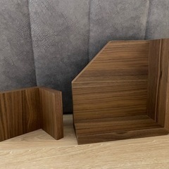 無印良品　壁に付けられる家具棚の画像