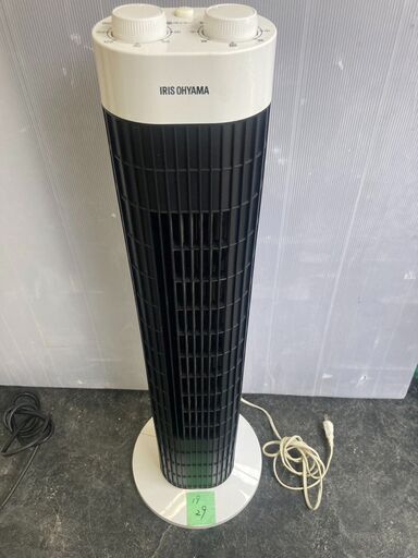 ☆中古￥1,500！IRIS OHYAMA　タワーファン　家電　2019年製　TWF-M73-W型　【BD226】