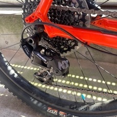自転車 クロスバイクの画像