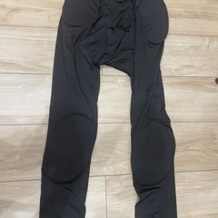 厚めプロテクター入り
