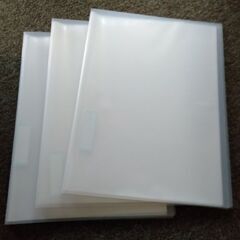 無印良品のA3サイズのファイル（2冊200円、1冊80円、合計3...