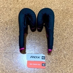 RDX KARAボクシング パンチンググローブ ブラック ピンク BMR-F6 キックボクシングの画像