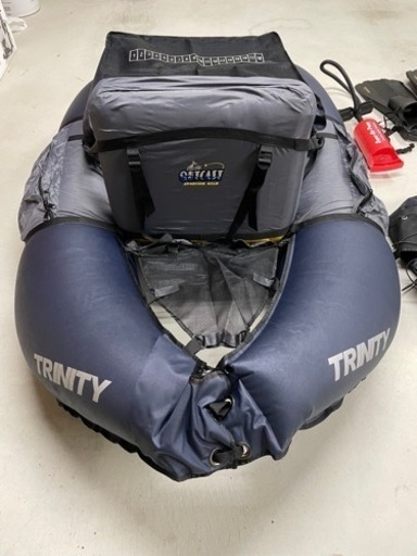 値下げバス釣り　フローター　アウトキャスト　トリニティ