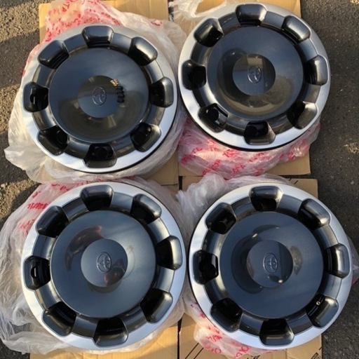 トヨタ シエンタ 純正スチールホイール
 15インチ