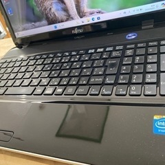 【値下げ中】パソコン ノートパソコンの画像