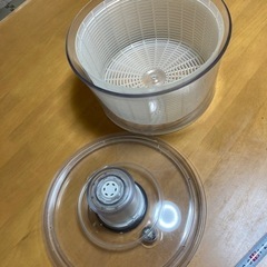 OXO 樹脂 サラダスピナー 野菜水切り器 大　クリアの画像