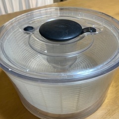 OXO 樹脂 サラダスピナー 野菜水切り器 大　クリアの画像