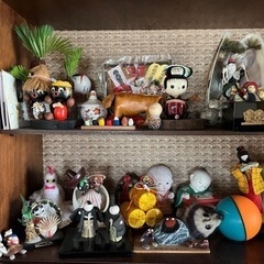 (5/5成約済み)ショーケース、小物、人形の画像