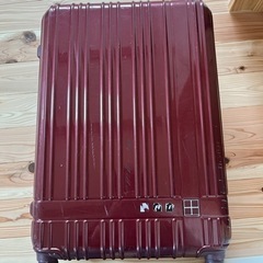 キャリーケース　大きめ　決定しました😊