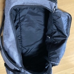 決まりました コールマン　ボストンバック　70L 肩がけ•リュック併用可能の画像