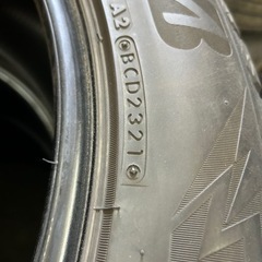 タイヤ　BRIDGESTONE  BLIZZAK DM-V3 275/50 R20 2021年製の画像