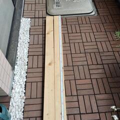 ツーバイフォー木材2180mmが2本の画像