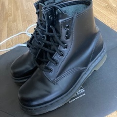 Dr.Martens  ブーツの画像