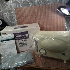お取引先決定【稼働品】テスコム ふとん乾燥機 TFD-800