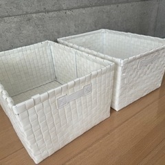 ニトリの大きめ！ホワイト収納カゴセット！の画像