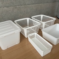 白っぽいカゴまとめてお譲りします♪