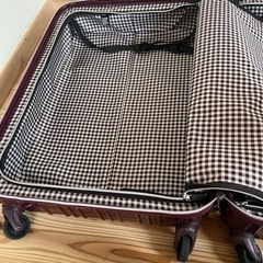 キャリーケース　大きめ　決定しました😊の画像