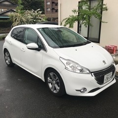 プジョー208