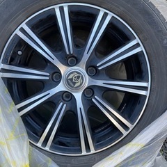 車のパーツ タイヤ、ホイール