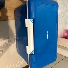 クーラーボックス