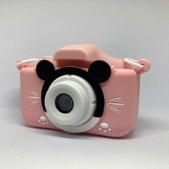 ⭐️新品⭐️高画質キッズカメラSDカード付き　の画像