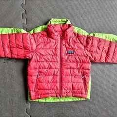 ベビー　赤ちゃん　子ども　上着　ジャンバー　patagonia　パタゴニアの画像
