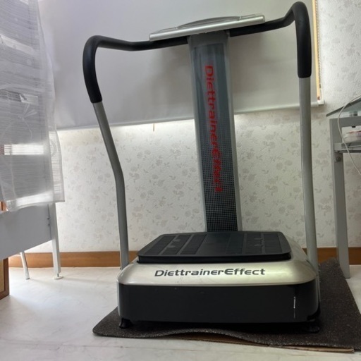 エクササイズマシーン 「ダイエットトレーナーエフェクト」