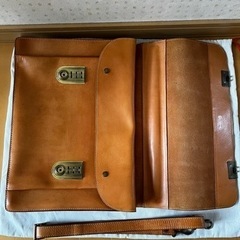 BREE ビジネスバッグの画像