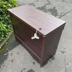 デスク　No.12898　ブラウン　電源コード、引出し付き♪　机【リサイクルショップどりーむ天保山店】の画像