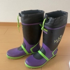 ホリデーランドクーラー17Hホワイトと長靴 ジョーブーツの画像