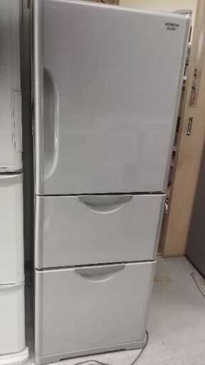 日立 冷蔵庫 265 L 2014年製 別館においてます