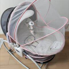 ベビーベッドの画像