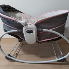 ベビーベッドの画像