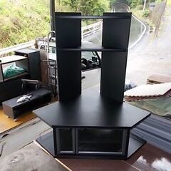 無料差し上げます！コーナー型テレビ台　中古