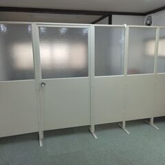 パーティション　事務所用　ドア付　自立　全幅348ｃｍ　全高182ｃｍ
