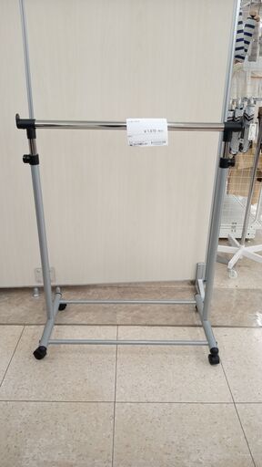 ★ジモティ割あり★  ハンガーラック シルバー H×D×W クリーニング済み TJ5634
