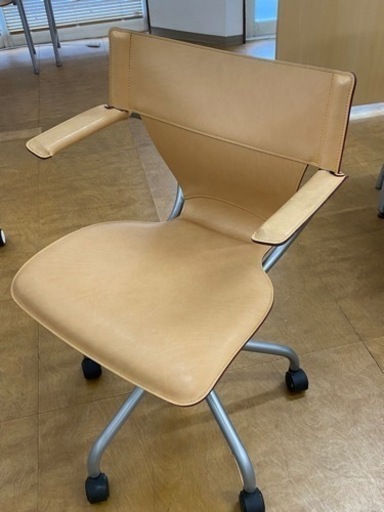 極美品　カリモク　本革　ヌメ革　デスクチェア　XT4310AJ