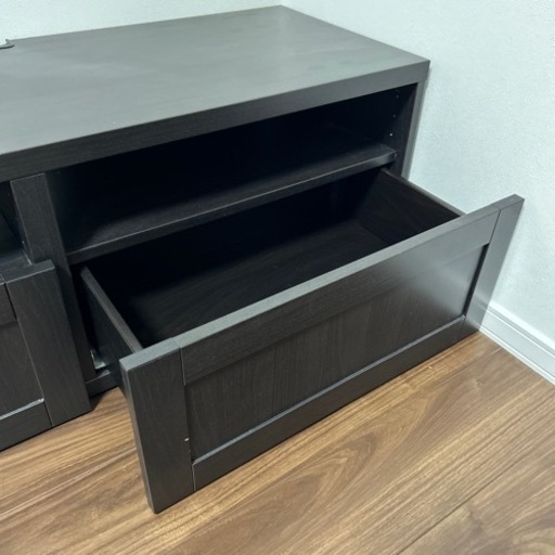 IKEA　テレビ台