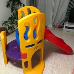 リトルタイクス  すべり台
