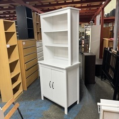 🌟激安‼️IKEA イケア 本棚書棚 BRUSALI ブルサリハイキャビネット 扉付 ホワイト🌟R207の画像