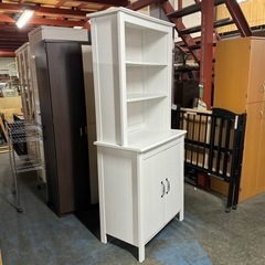 🌟激安‼️IKEA イケア 本棚書棚 BRUSALI ブルサリハイキャビネット 扉付 ホワイト🌟R207の画像