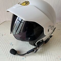 （引き取り者決まりました）飾り物用に！　古いジェット型ヘルメットの画像