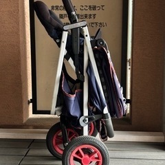 【受渡者決定済】ファミリア×アップリカコラボ スムーヴ　プレミアム　ベビーカーの画像
