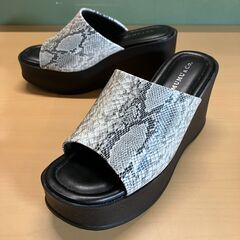 しまむら×MUMU 厚底ミュール（パイソン柄）サイズ：L