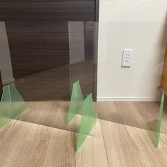 アクリル板パーテーションの画像
