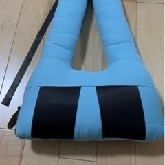 【カンガルル/KANGARURU】シートベルトルティクッション (睡眠補助クッション)
の画像