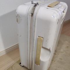 スーツケースの画像