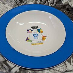 ☆長野オリンピック　お皿　ふくろう・スノーレッツ　青・緑　２枚　約２１ｃｍ　中古品　の画像