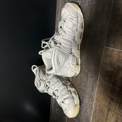 今なら値引き化‼️
NIKEモアテン❗️ レア❗️ の画像